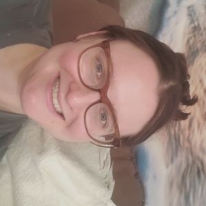 Meet your Posher, Kaitlin